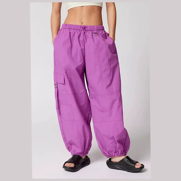 Urban Outfitters Jana Balloon Nylon Purple Cargo Pants - Picture 1 of 8